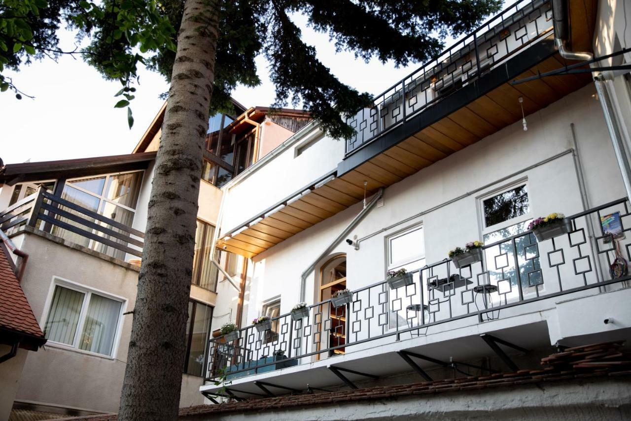 1881 Brasov Old Town - Double Room Braşov Exterior foto